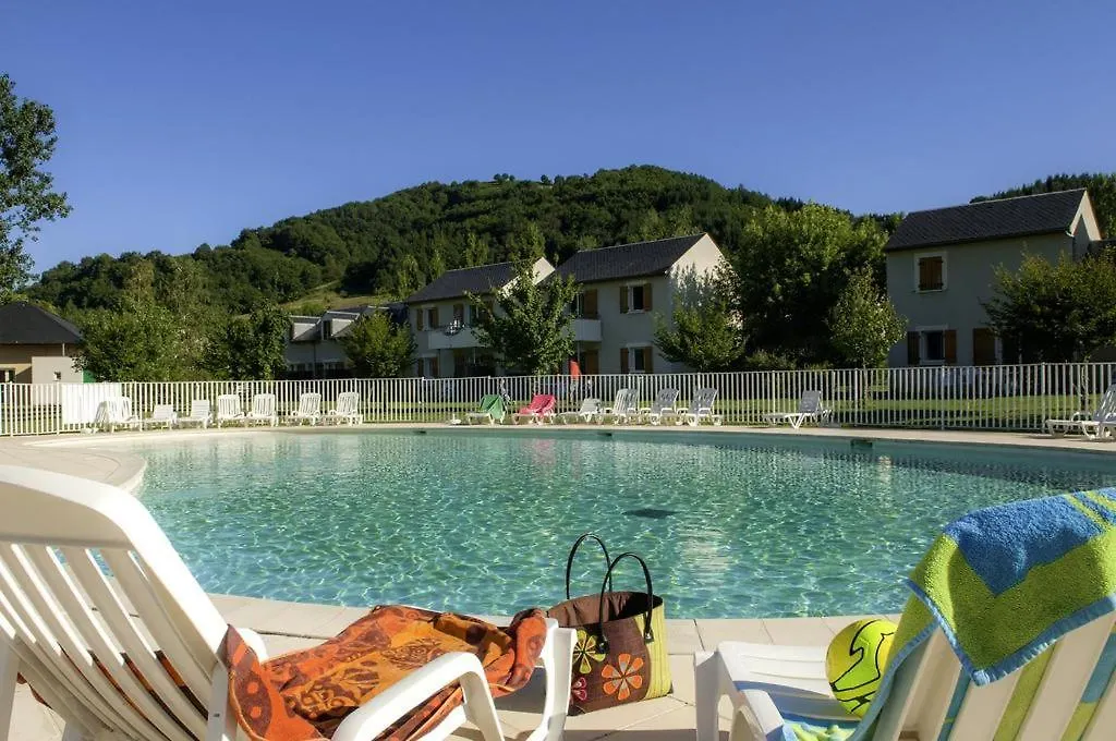 T3 La Savane Saint Geniez D'Olt 2 Piscines Chauffees Dans Une Charmante Residence De Vacances